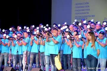 Presentación con éxito de la murga teldense Las Golisnionas (Foto Francisco Javier Santana)